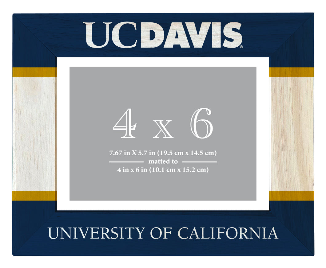 UC Davis Aggies Wooden Photo Frame - Customizable 4 x 6 Inch - Elegant Matted Display for Memories