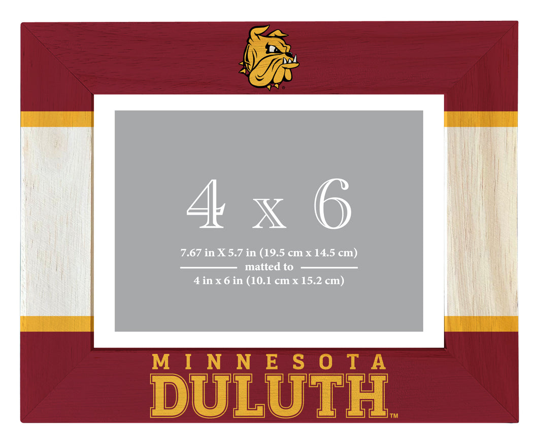 Minnesota Duluth Bulldogs Wooden Photo Frame - Customizable 4 x 6 Inch - Elegant Matted Display for Memories
