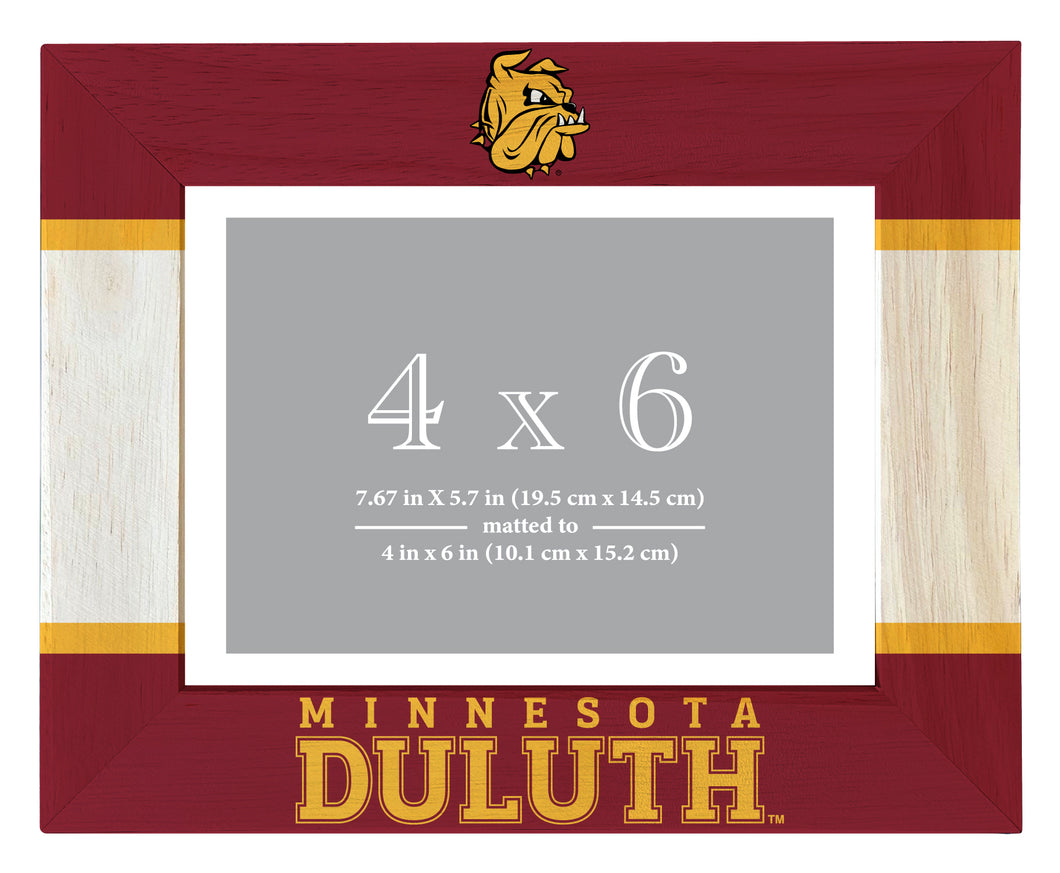 Minnesota Duluth Bulldogs Wooden Photo Frame - Customizable 4 x 6 Inch - Elegant Matted Display for Memories